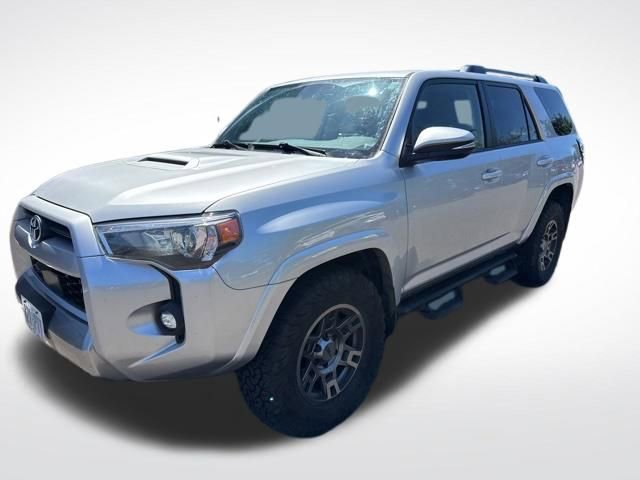 Used 2024 Toyota 4Runner TRD Off-Road Premium w/ Off Road Premium Plus Package AWD/4WD image 5