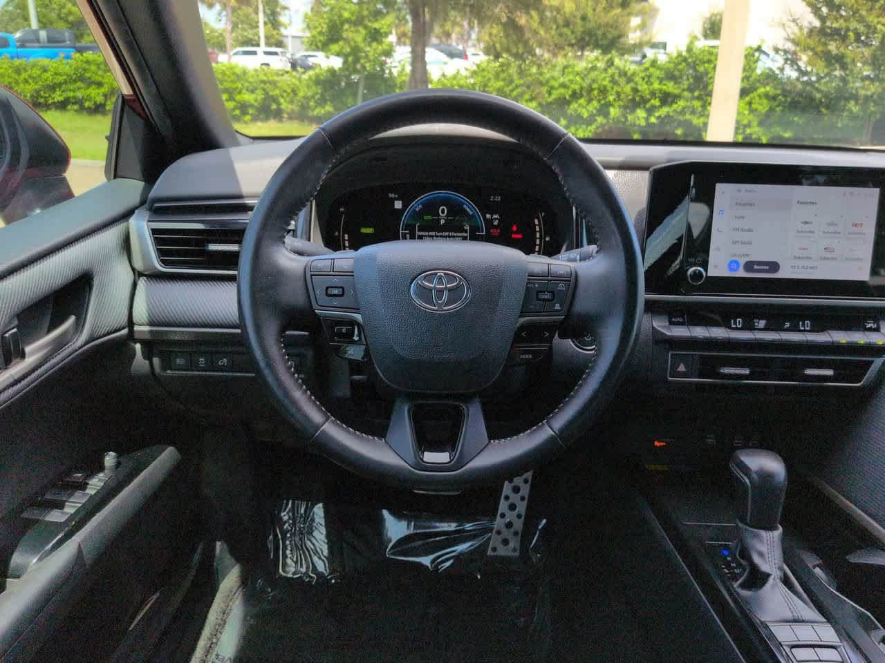 Certified 2025 Toyota Camry SE FWD image 15