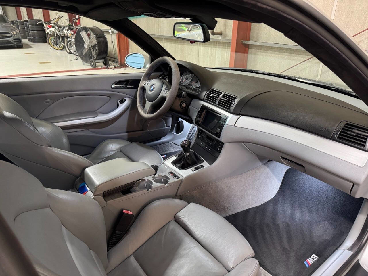 Used 2003 BMW M3 Coupe image 9
