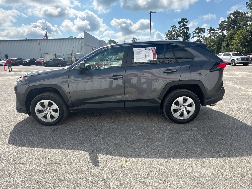 Used 2025 Toyota RAV4 LE FWD image 5