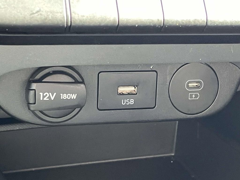 New 2025 Hyundai Elantra SE FWD image 25