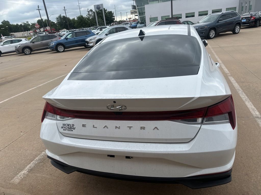 Used 2023 Hyundai Elantra SEL w/ Convenience Package FWD image 6