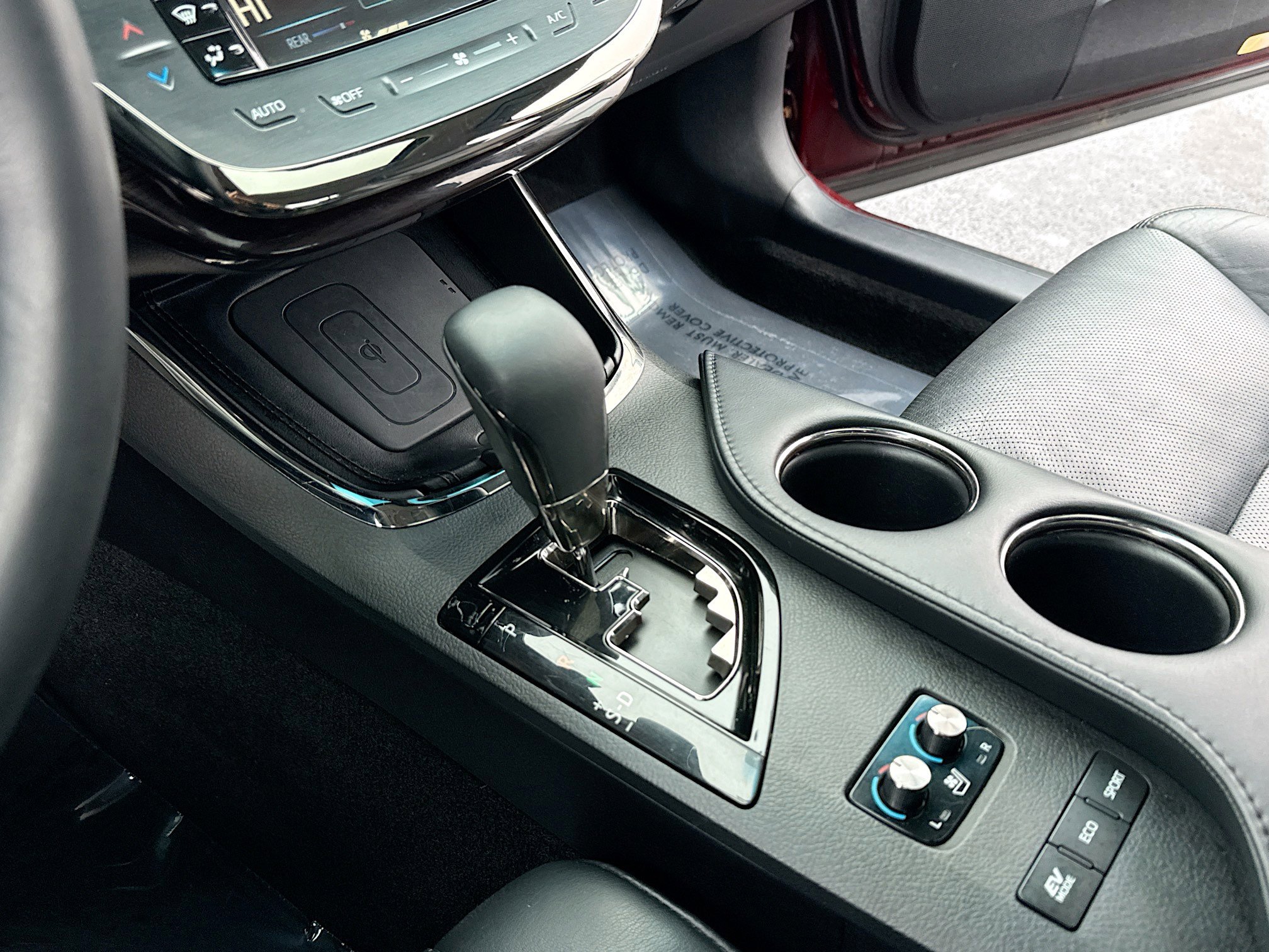 Used 2015 Toyota Avalon Limited image 10