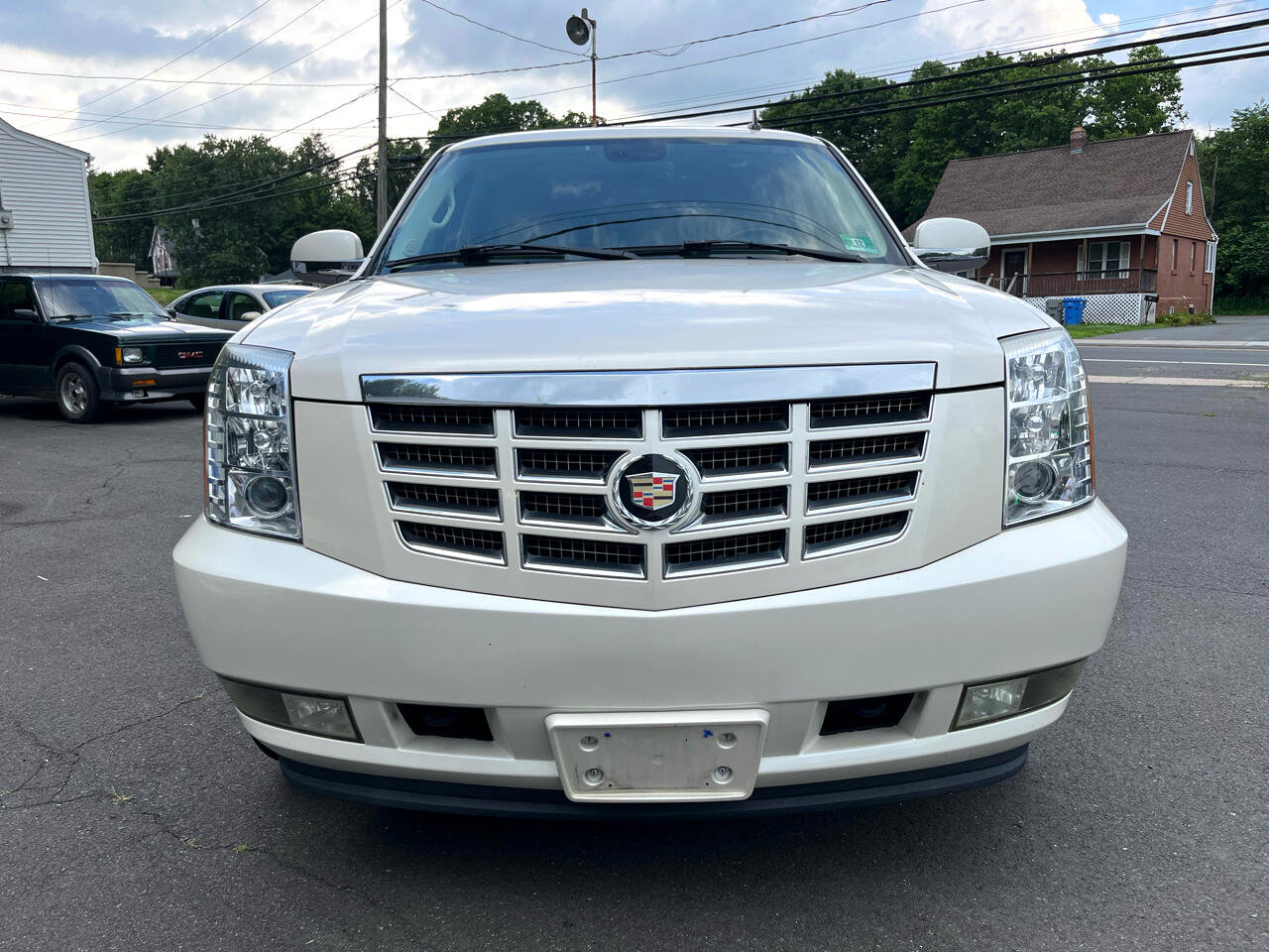 Used 2007 Cadillac Escalade AWD w/ Climate Package image 7