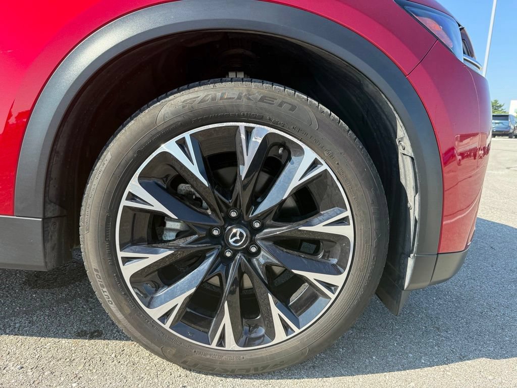 Used 2024 MAZDA CX-90 Plug-In Hybrid w/ Premium Plus AWD/4WD image 17