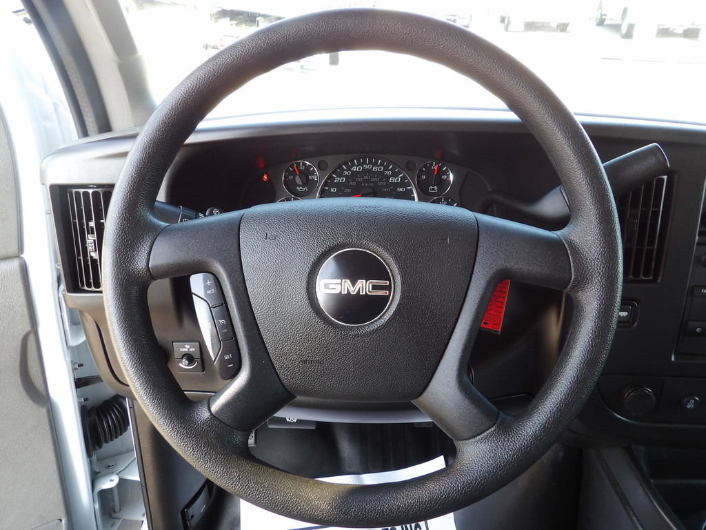 Used 2022 GMC Savana 3500 Extended w/ Power Convenience Package RWD image 20