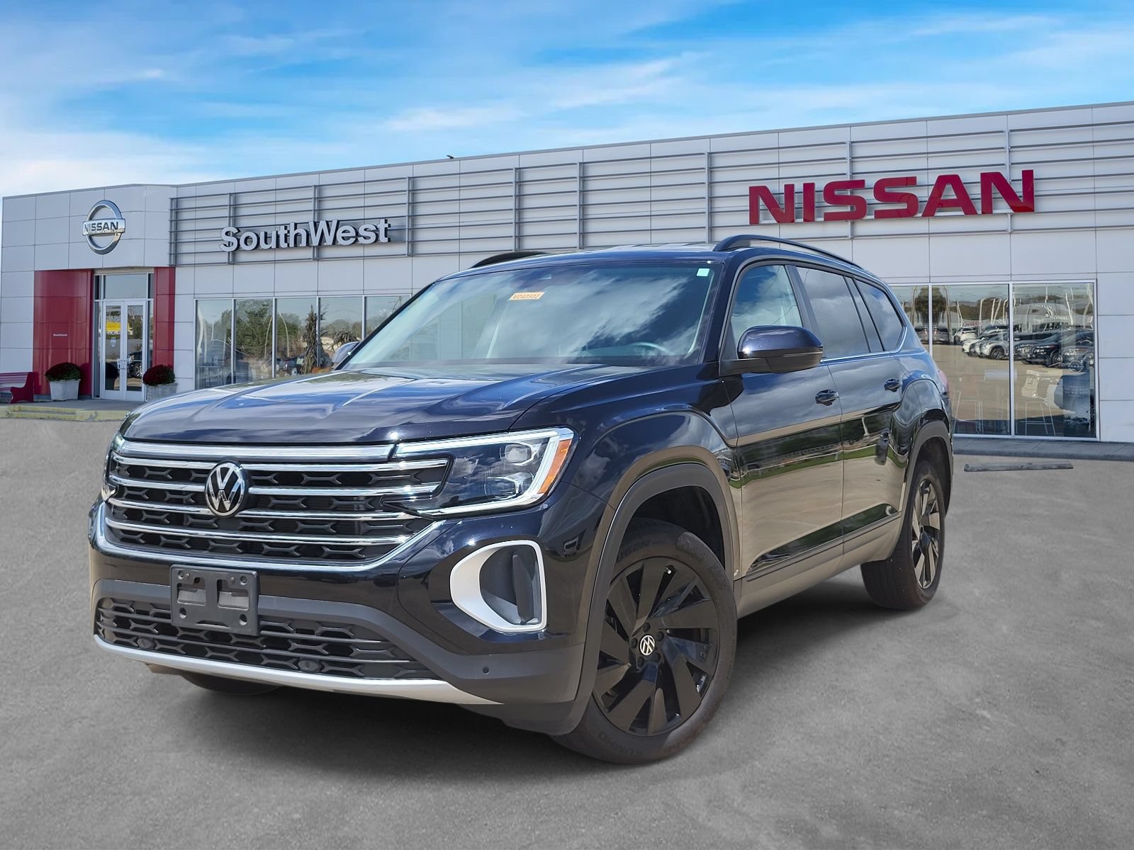 Used 2024 Volkswagen Atlas SE