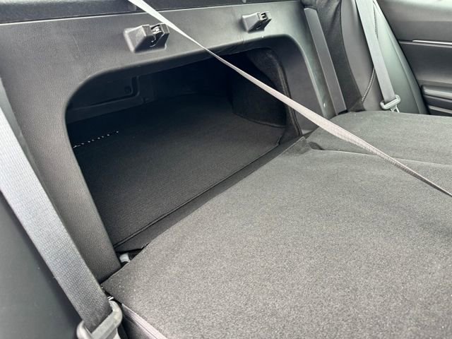 Used 2024 Toyota Camry SE image 33