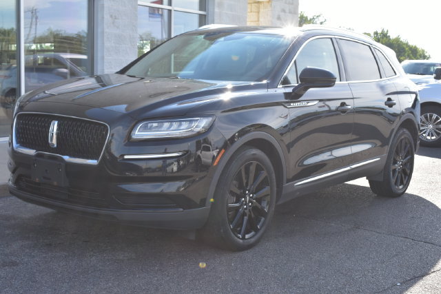 Used 2022 Lincoln Nautilus Reserve w/ Monochromatic Package AWD/4WD image 20