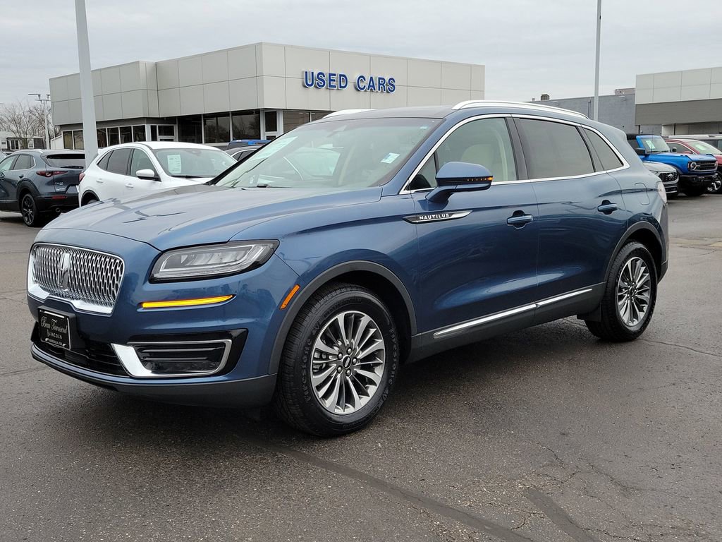Certified 2019 Lincoln Nautilus Select image 8