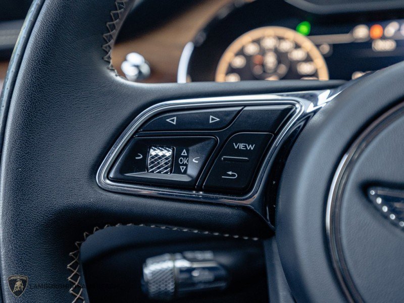 Used 2024 Bentley Flying Spur S V8 AWD/4WD image 21