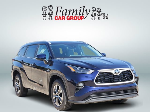 New 2026 Toyota Highlander XLE AWD/4WD image 2