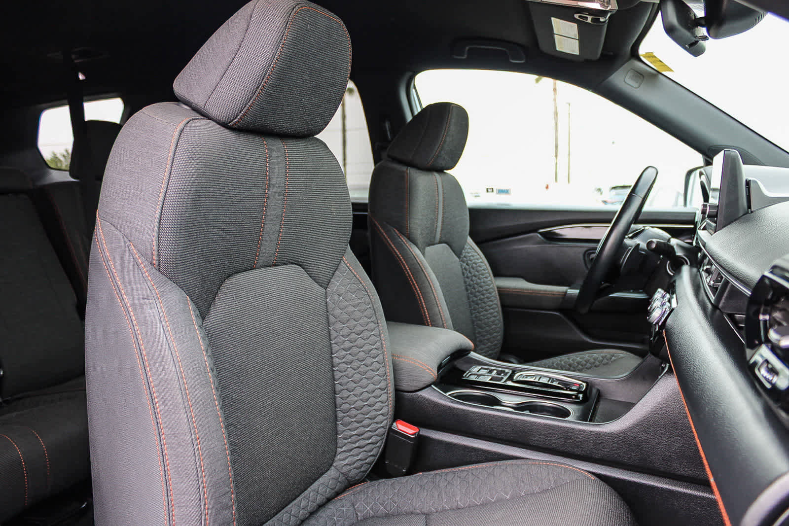 Certified 2025 Honda Pilot Sport image 16