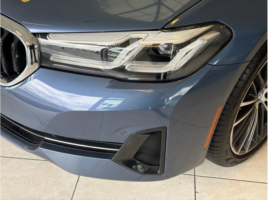 Used 2023 BMW 530e w/ Premium Package RWD image 30