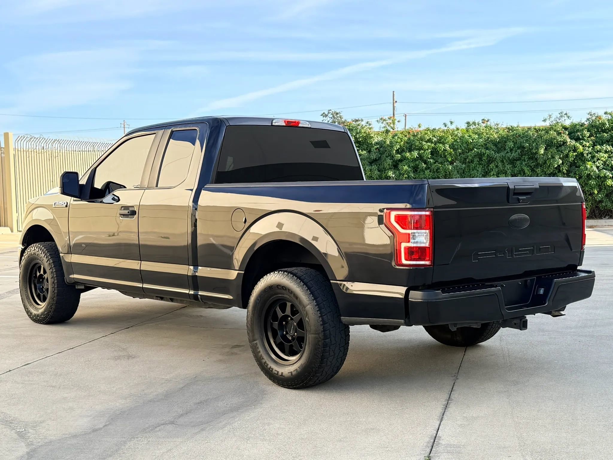 Used 2018 Ford F150 XL w/ Equipment Group 101A Mid image 8