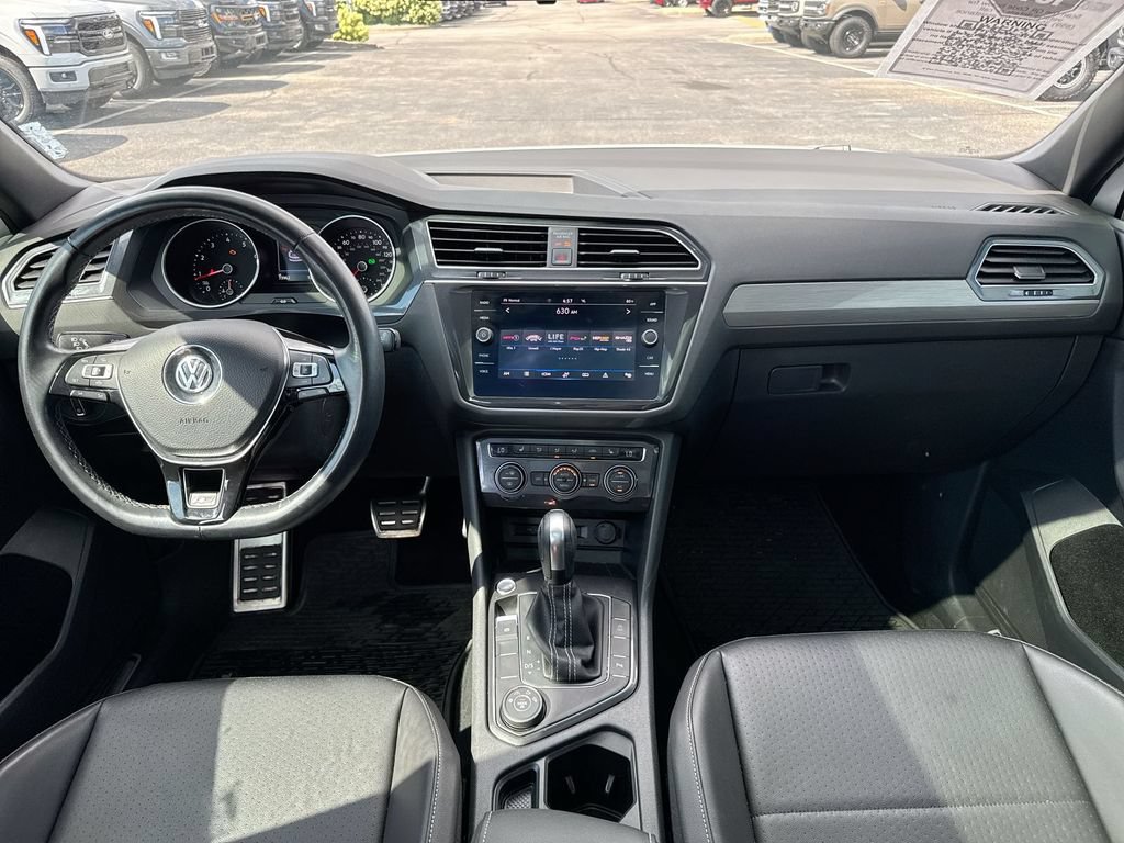 Used 2021 Volkswagen Tiguan SE AWD/4WD image 13