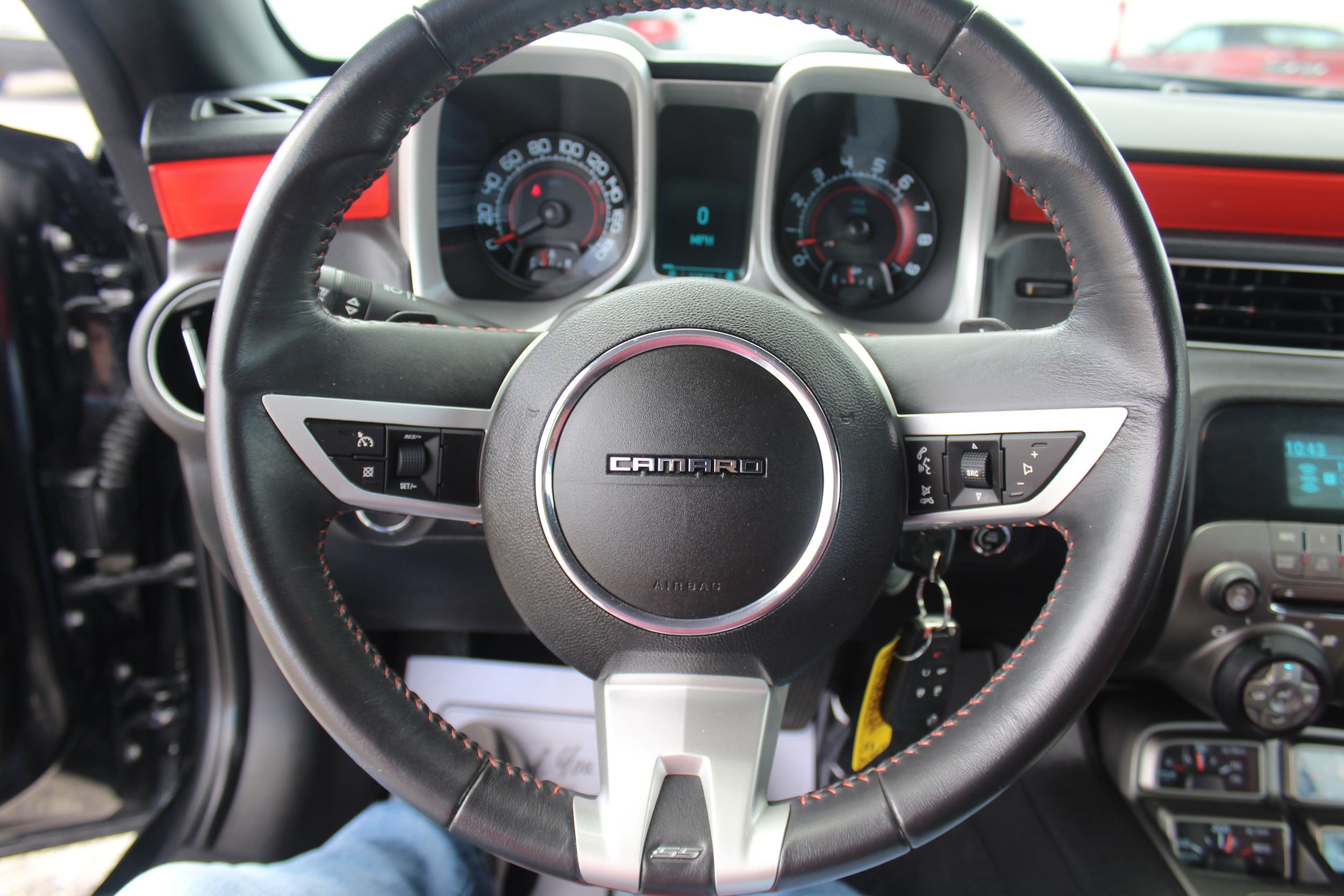 Used 2011 Chevrolet Camaro SS RWD image 7