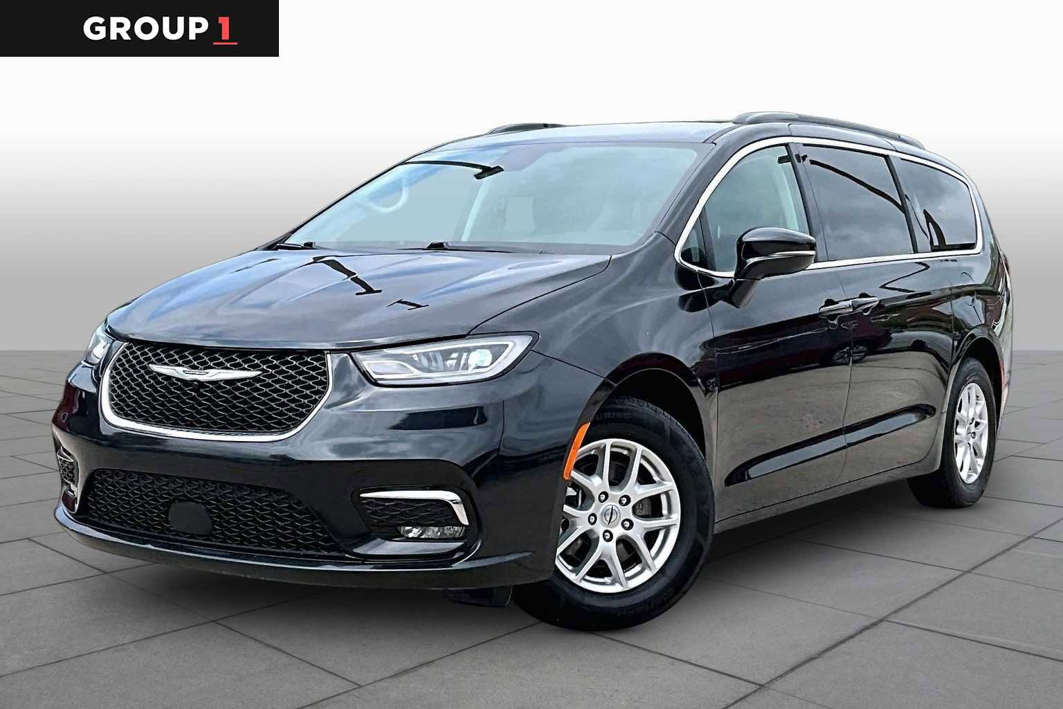 Used 2022 Chrysler Pacifica Touring-L