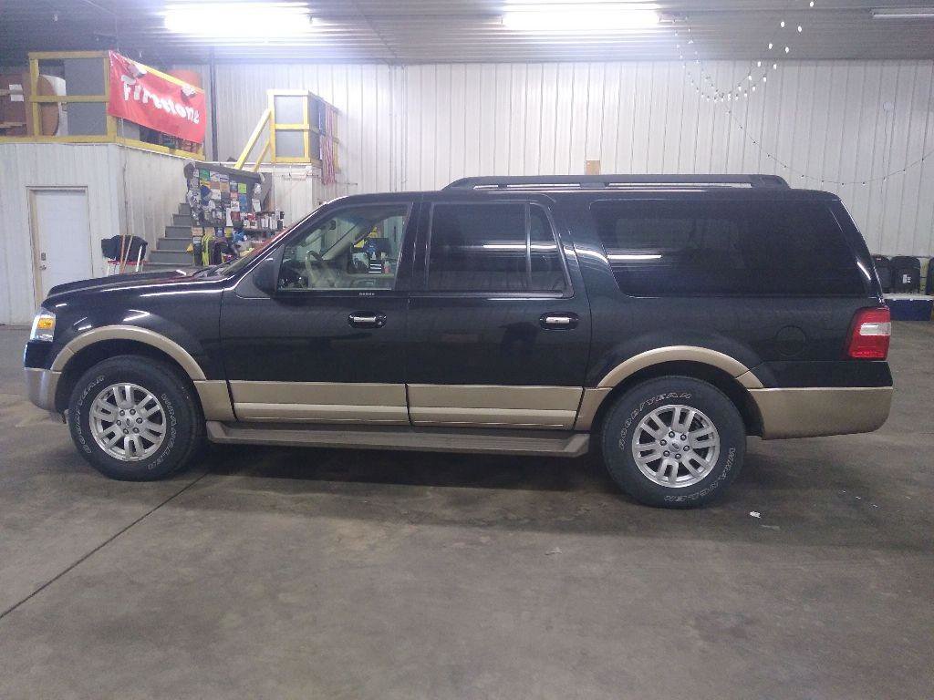 Used 2014 Ford Expedition EL XLT w/ Equipment Group 202A image 4