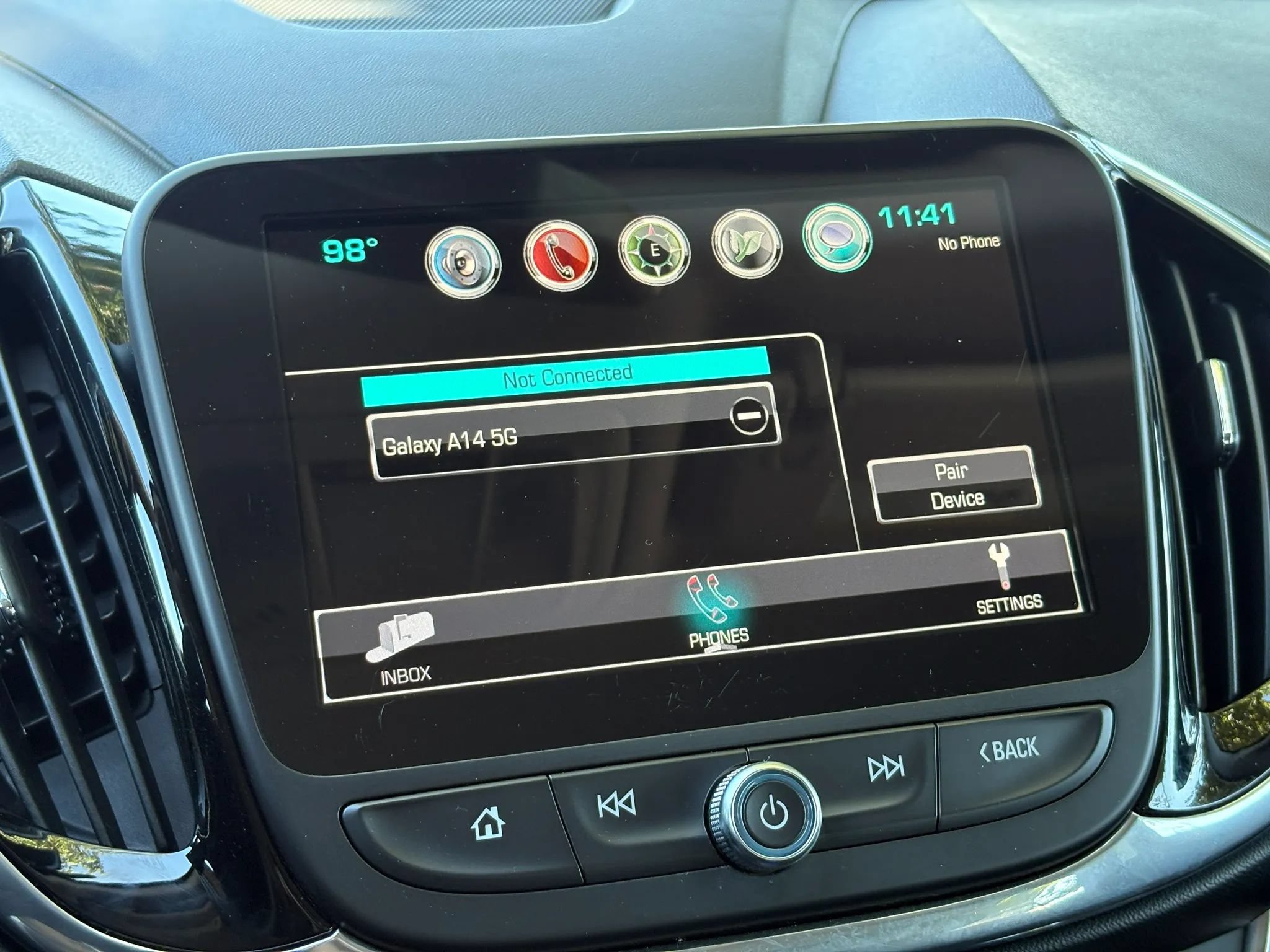 Used 2017 Chevrolet Volt Premier w/ Driver Confidence II Package FWD image 18