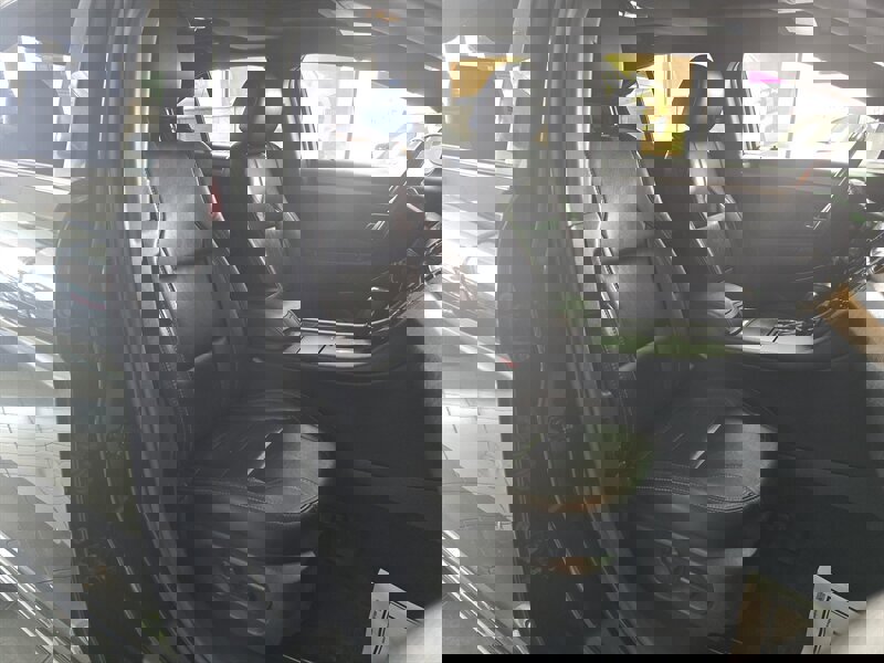 Used 2013 Ford Taurus SEL image 14