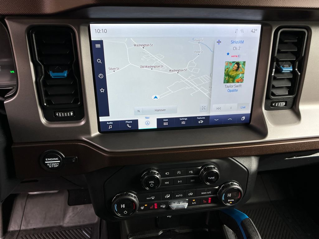 Used 2021 Ford Bronco Outer Banks image 16