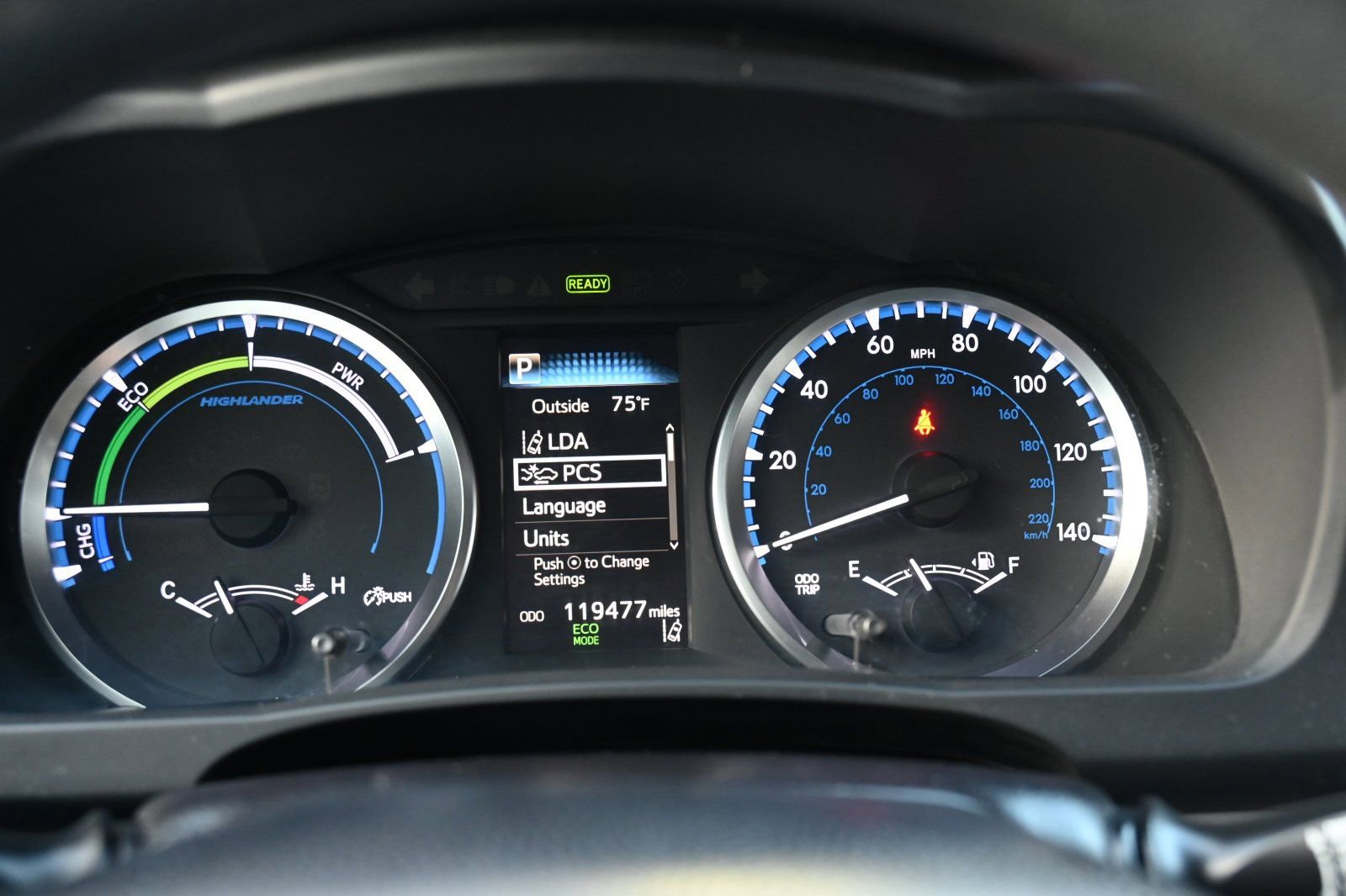 Used 2017 Toyota Highlander LE image 13