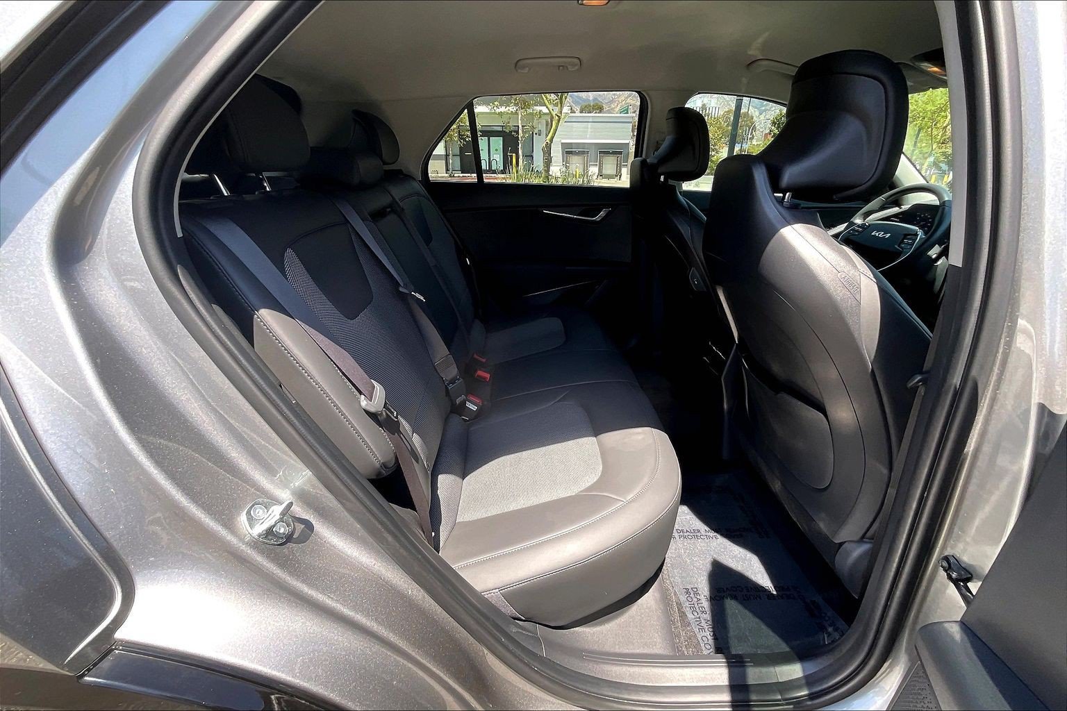 Used 2023 Kia Niro Wind FWD image 19