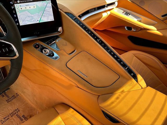 Used 2025 Chevrolet Corvette Stingray Premium Conv w/ Z51 Performance Package RWD image 18