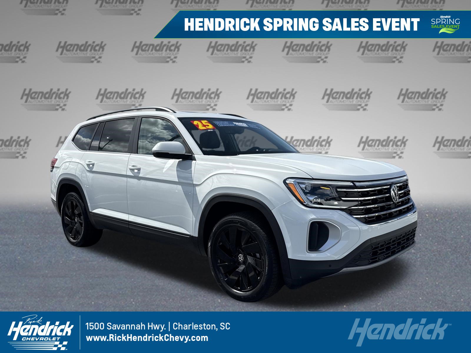 Used 2025 Volkswagen Atlas SE image 1