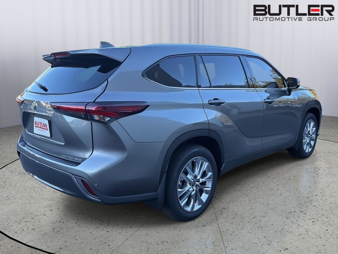 New 2026 Toyota Highlander Limited AWD/4WD image 6