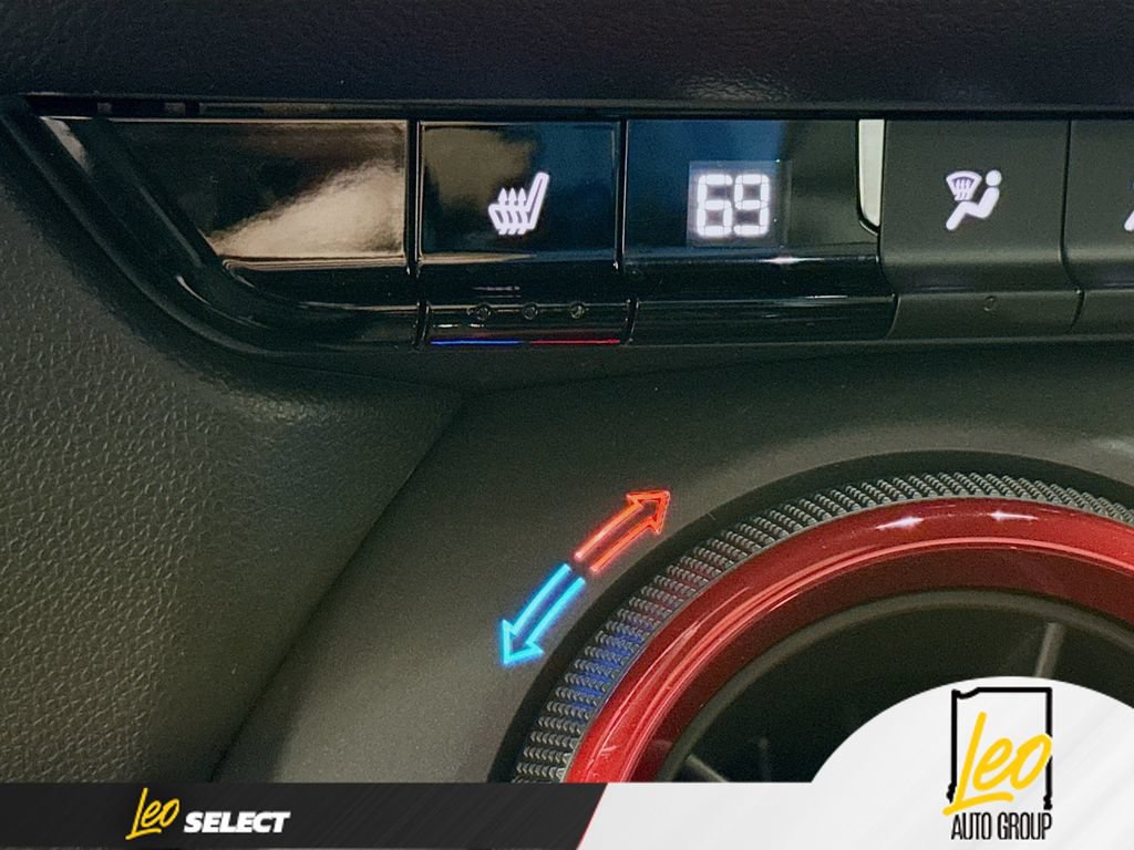 Used 2022 Chevrolet Blazer RS FWD image 23