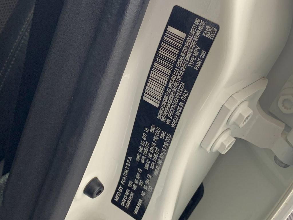 Used 2017 FIAT 500X Trekking image 13