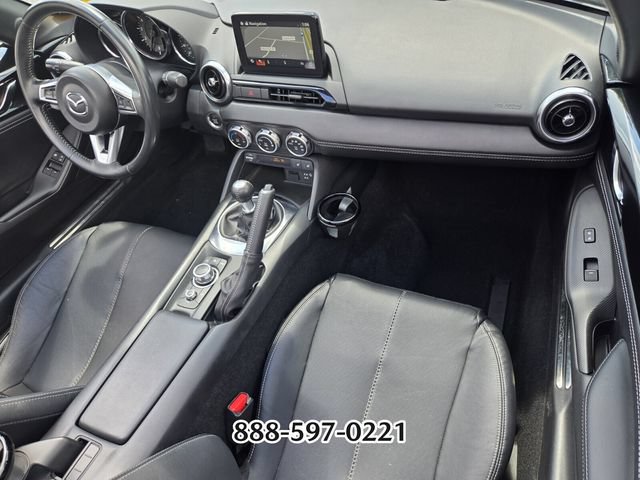 Used 2020 MAZDA MX-5 Miata RF Grand Touring RWD image 17