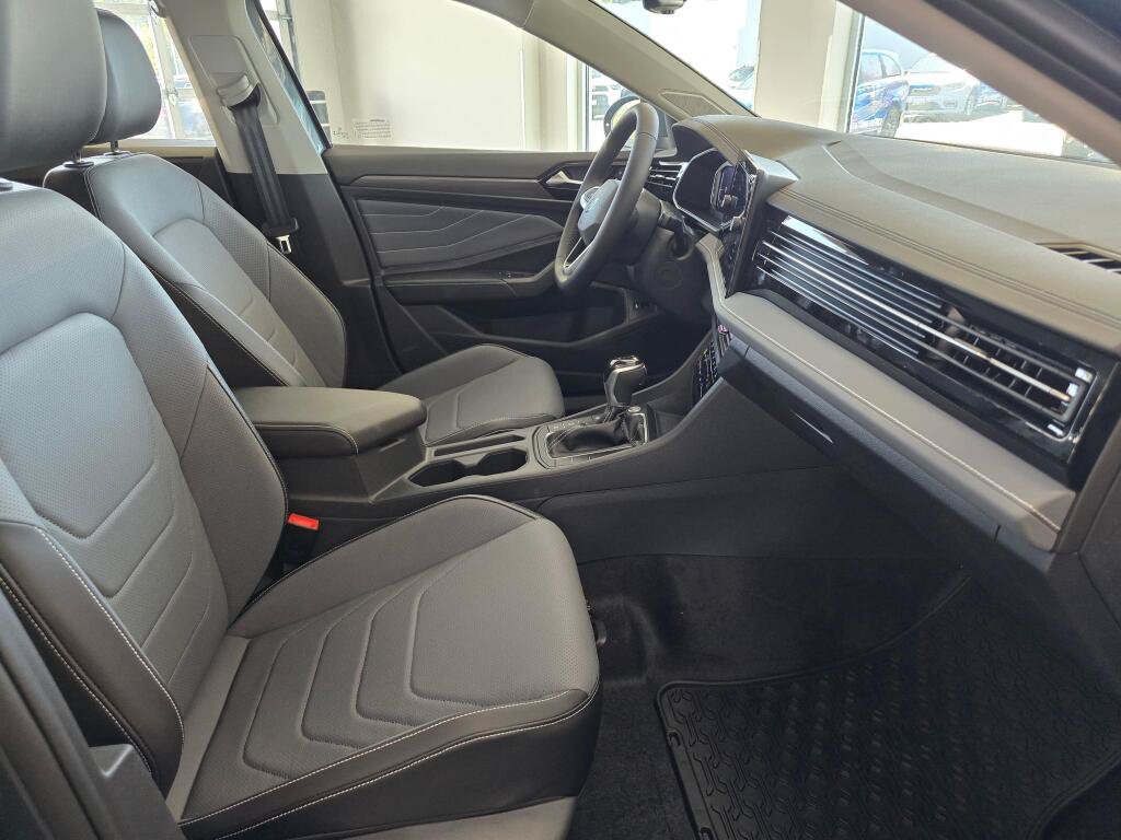 New 2026 Volkswagen Jetta SEL FWD image 44