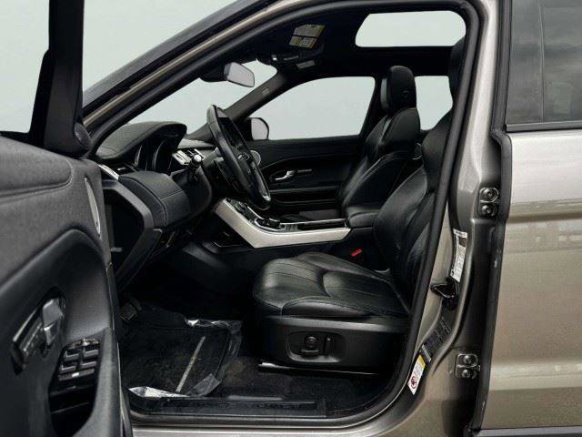 Used 2017 Land Rover Range Rover Evoque SE Premium AWD/4WD image 17