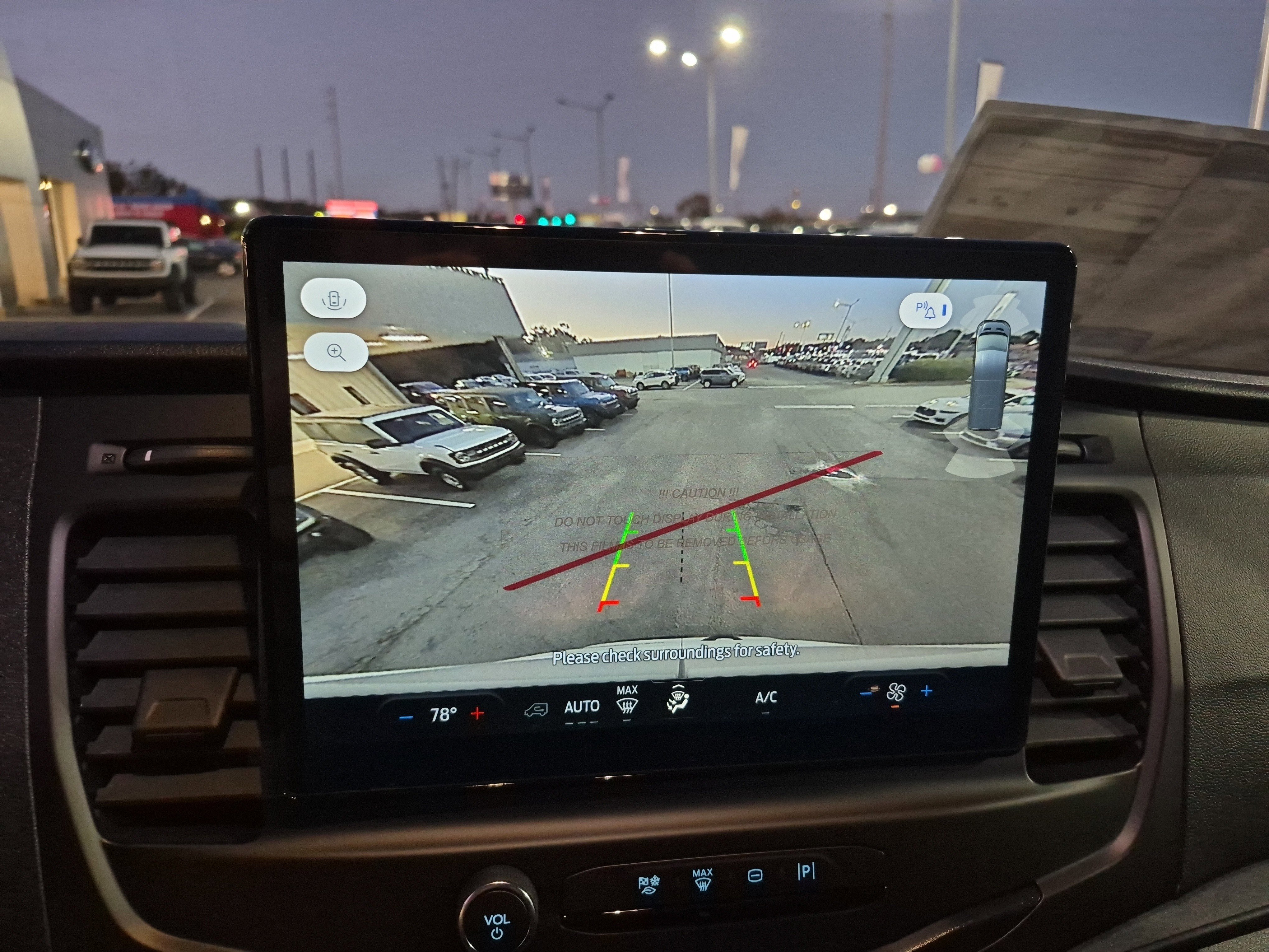 New 2026 Ford Transit 250 148 Medium Roof w/ Load Area Protection Package image 31