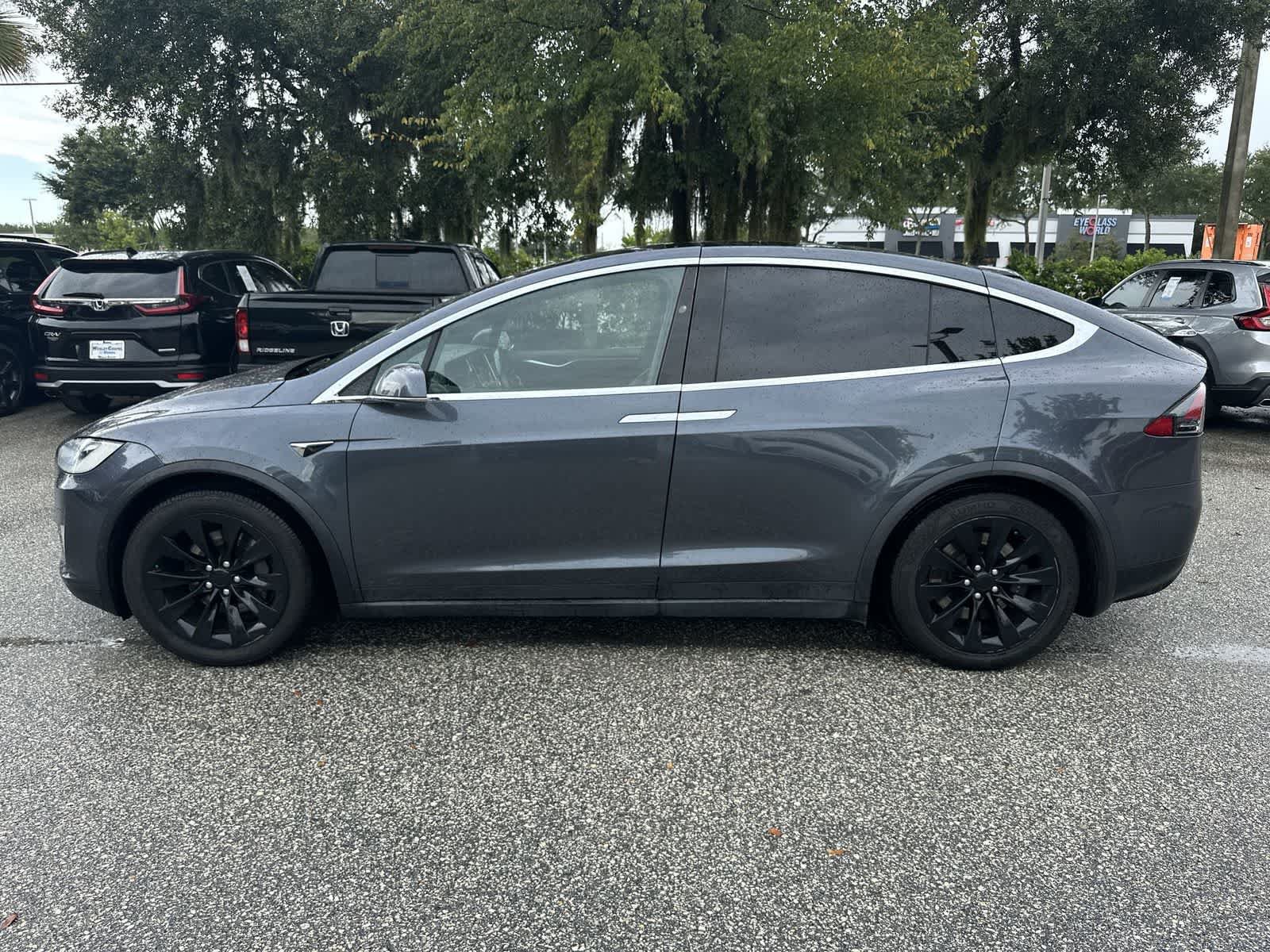 Used 2018 Tesla Model X 100D AWD/4WD image 3