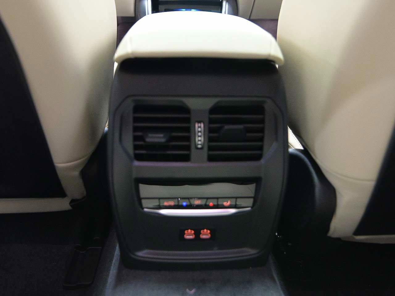 New 2026 BMW i4 eDrive40 RWD image 10