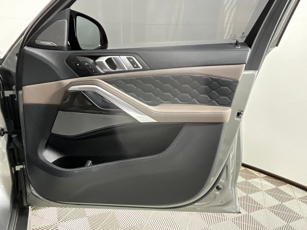Used 2022 BMW X6 M w/ Competition Package image 21