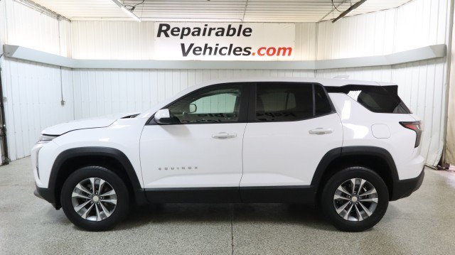 Used 2025 Chevrolet Equinox LT FWD image 1
