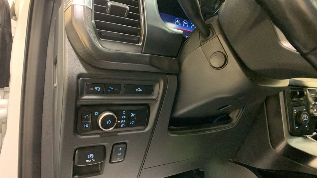 Certified 2024 Ford F150 Platinum w/ Equipment Group 702A High image 36