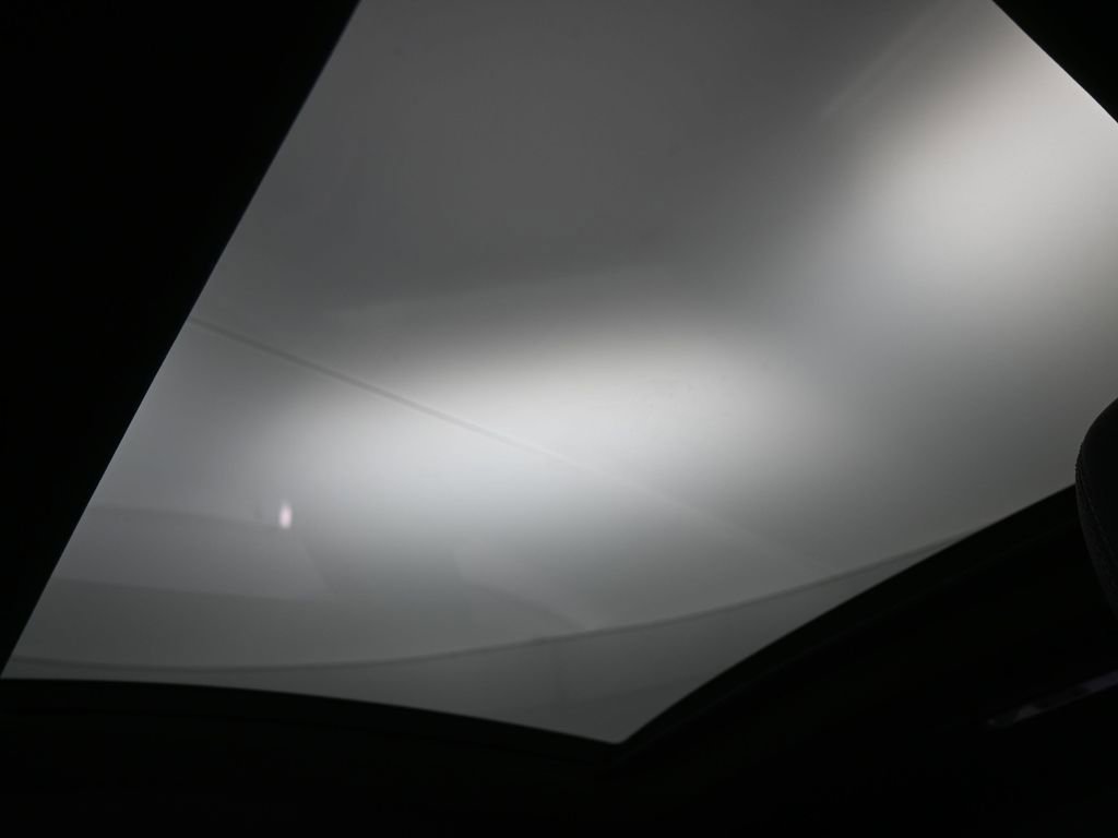 Used 2023 Mercedes-Benz C 300 Coupe image 30