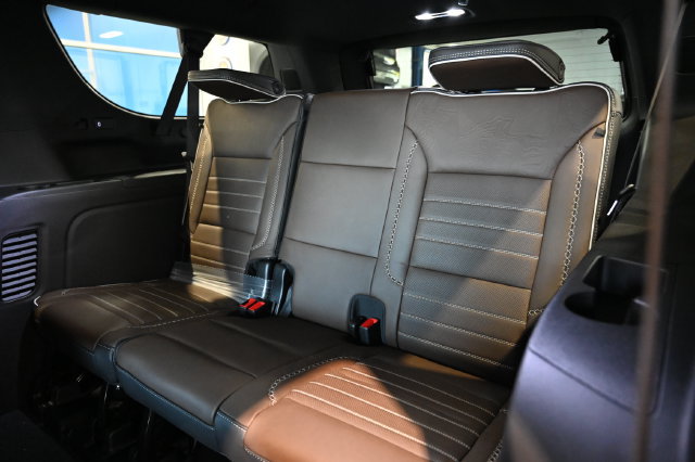 New 2026 GMC Yukon XL Denali Ultimate AWD/4WD image 15