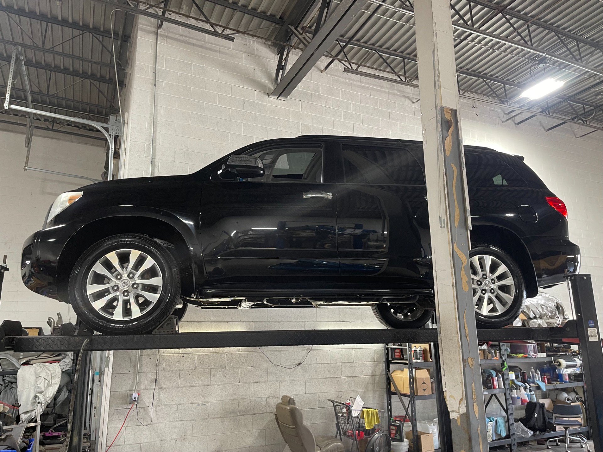 Used 2016 Toyota Sequoia Limited AWD/4WD image 89