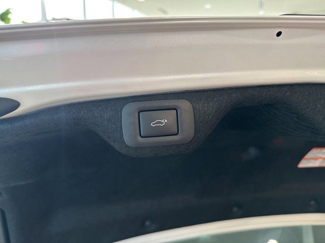 New 2025 Lexus ES 350 w/ Premium Package image 10