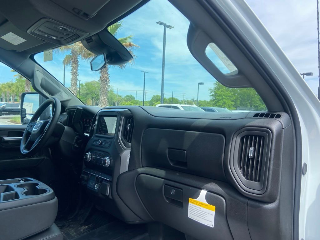 New 2026 GMC Sierra 2500 Pro w/ Convenience Package AWD/4WD image 16