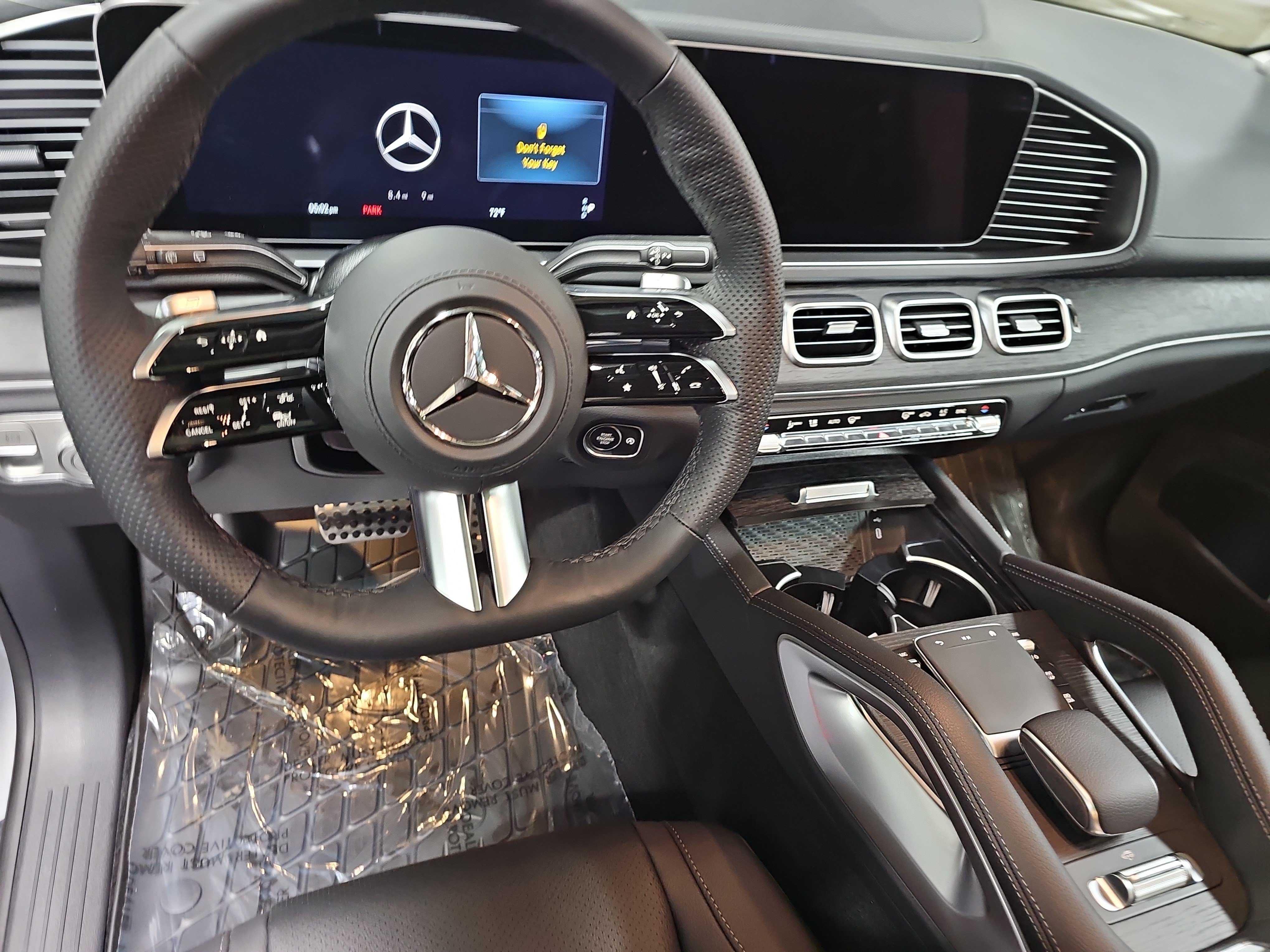 New 2026 Mercedes-Benz GLS 450 4MATIC image 18