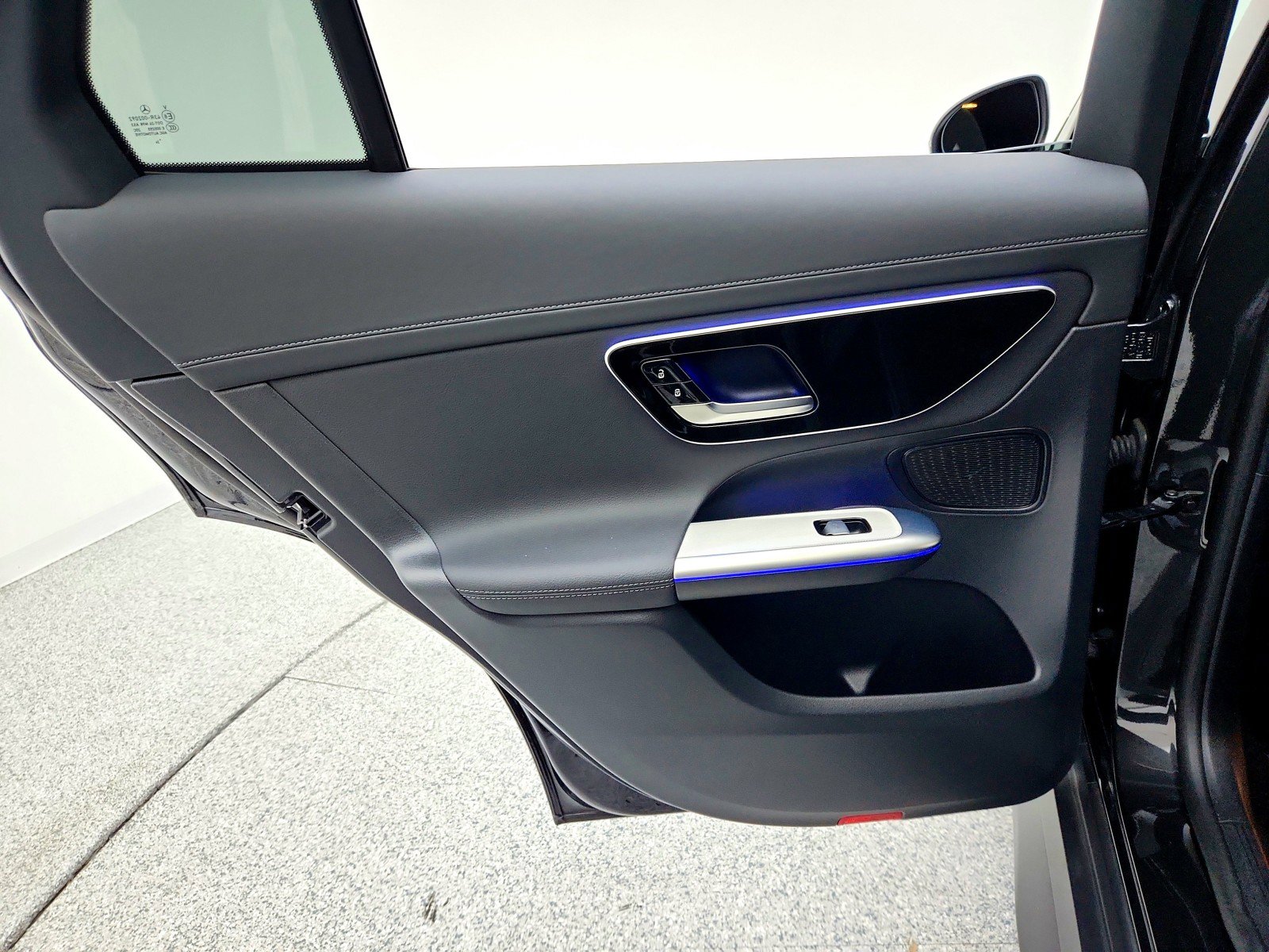 Certified 2025 Mercedes-Benz GLC 300 4MATIC w/ AMG Line image 23