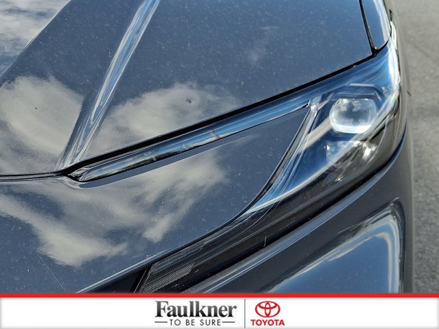 Certified 2025 Toyota Camry SE FWD image 9